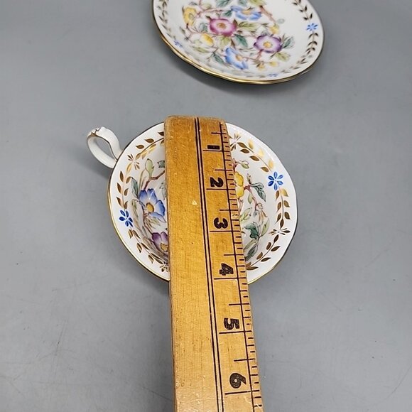 Hand Painted Royal Chelsea Rich Floral Center Tea Cup and Saucer Set - Picture 9 of 9